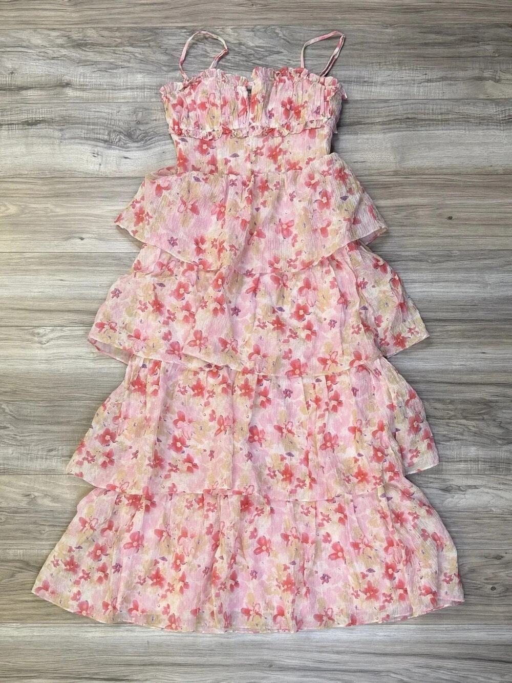 ASTR The Label Vonnessa Floral Tiered Maxi Dress Pink Coral Multi Size Small NEW